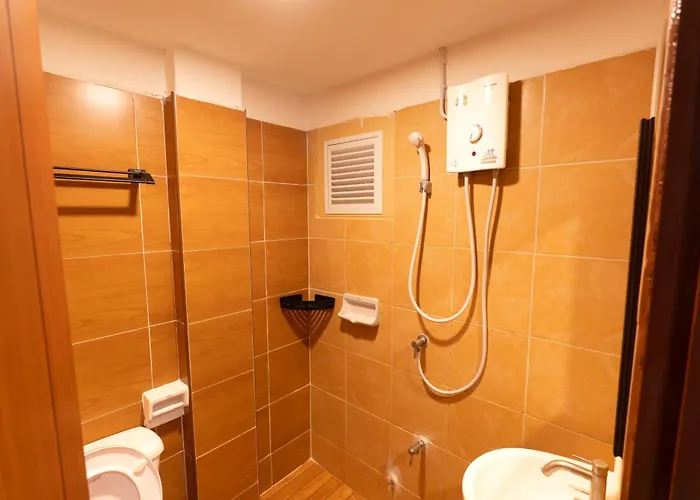 Three One Hotel 3*