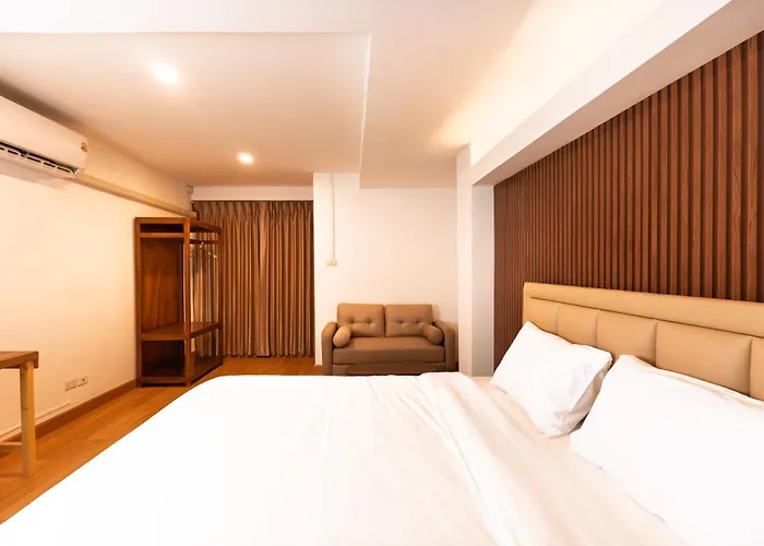 Hotel Three One